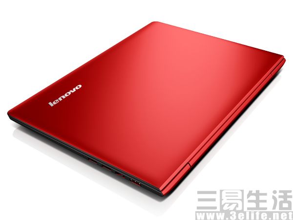 02.【导购】超蝙大战网络首映 看片就选AMD高清影音本718.jpg